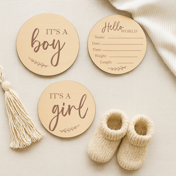 It's A Boy/Girl Announcement Wooden Plaque Set
