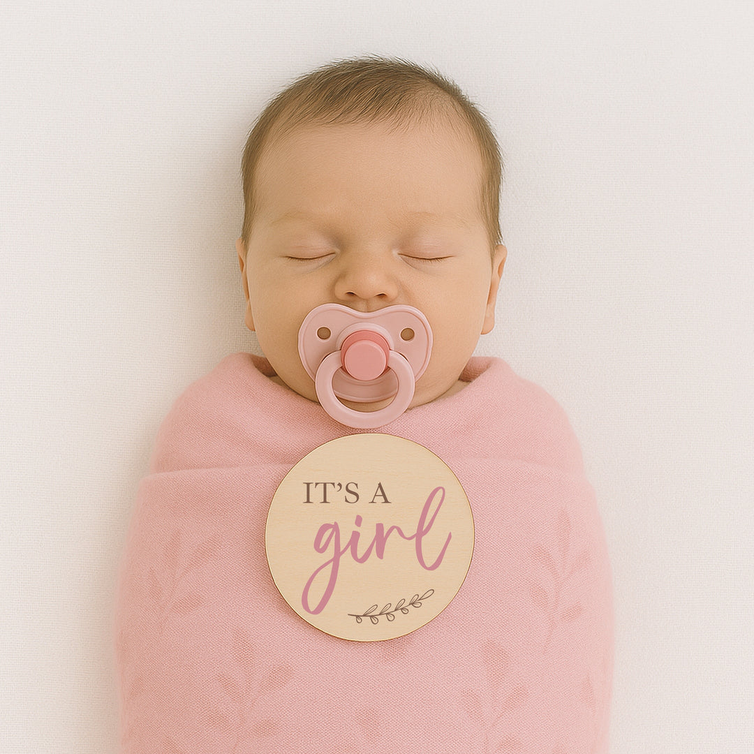It's A Boy/Girl Announcement Wooden Plaque Set