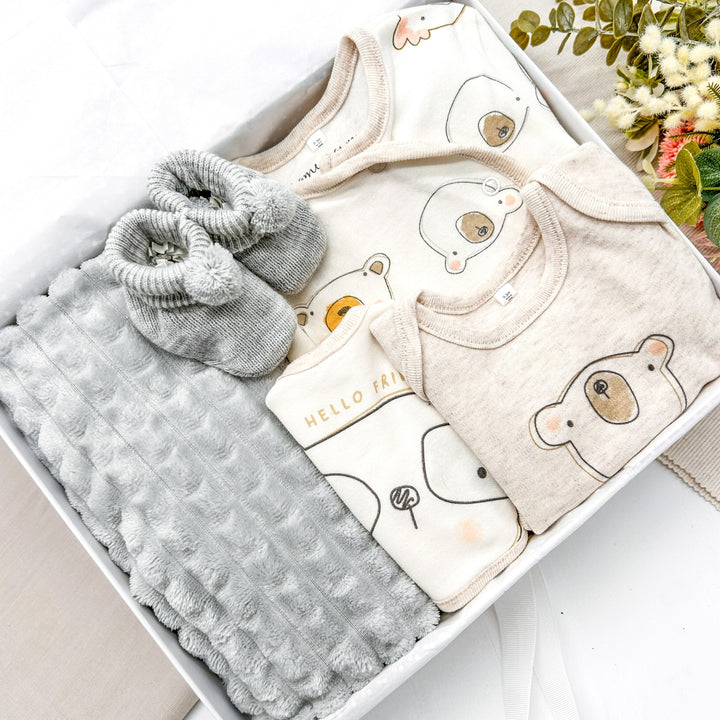 Brown Bear Unisex Luxury Baby Gift Hamper