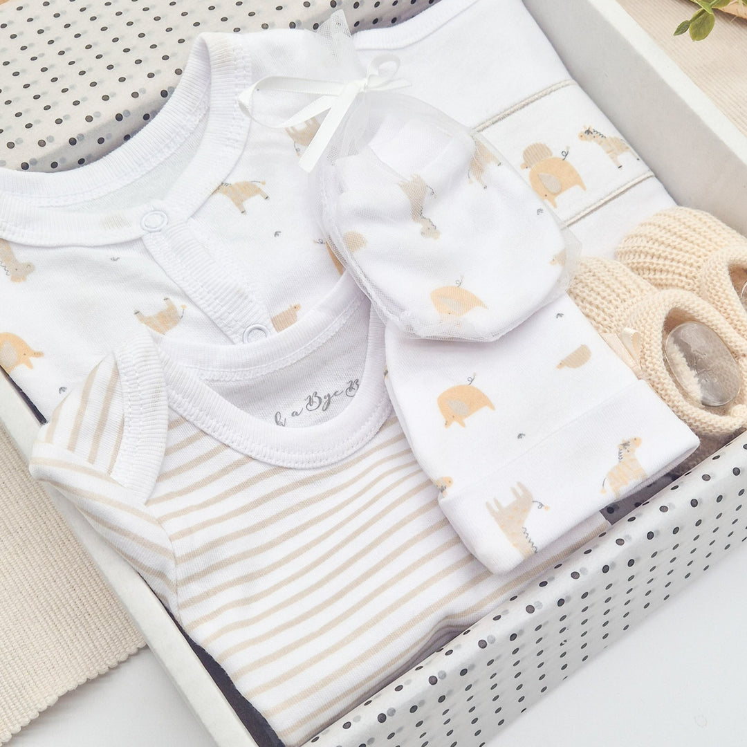 Unisex Beige Safari Gift Hamper Set