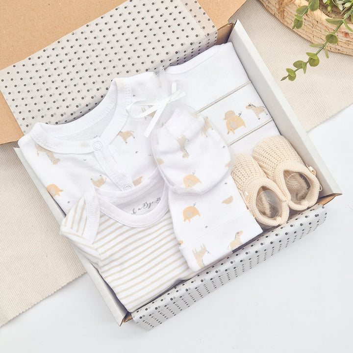 Unisex Beige Safari Gift Hamper Set