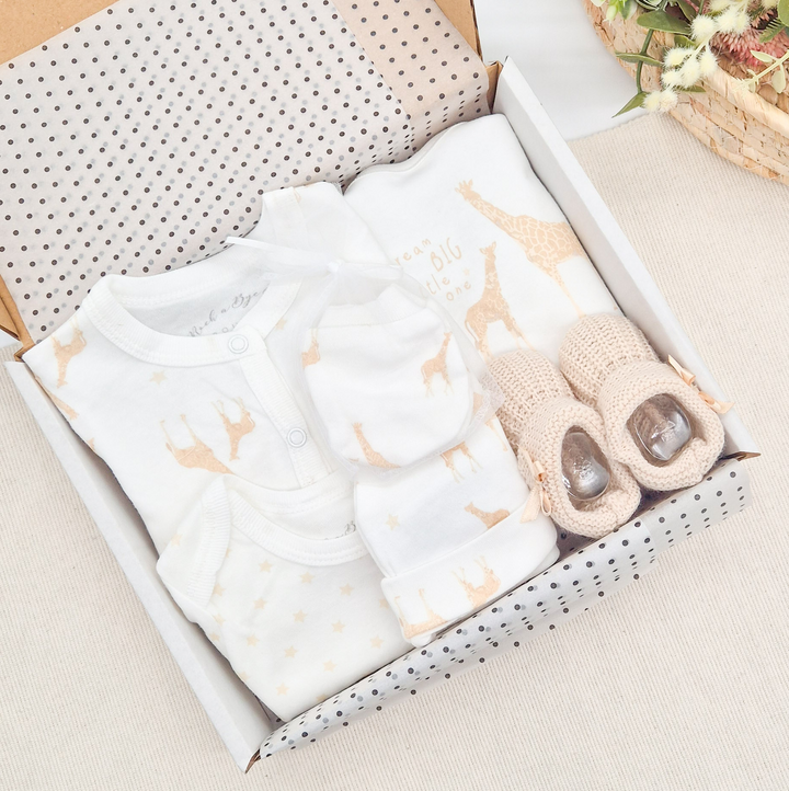 Unisex Beige Giraffe Gift Hamper Set
