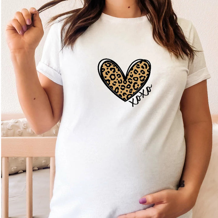 Simple Leopard Print Heart Maternity T-shirt