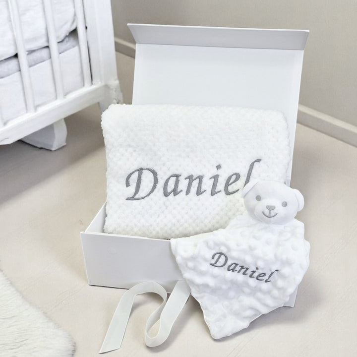 Unisex White Blanket & Comforter Personalised Gift Hamper Set